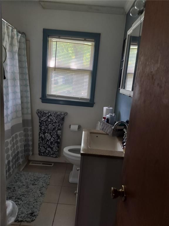 9813 Bennington Avenue Property Photo 8