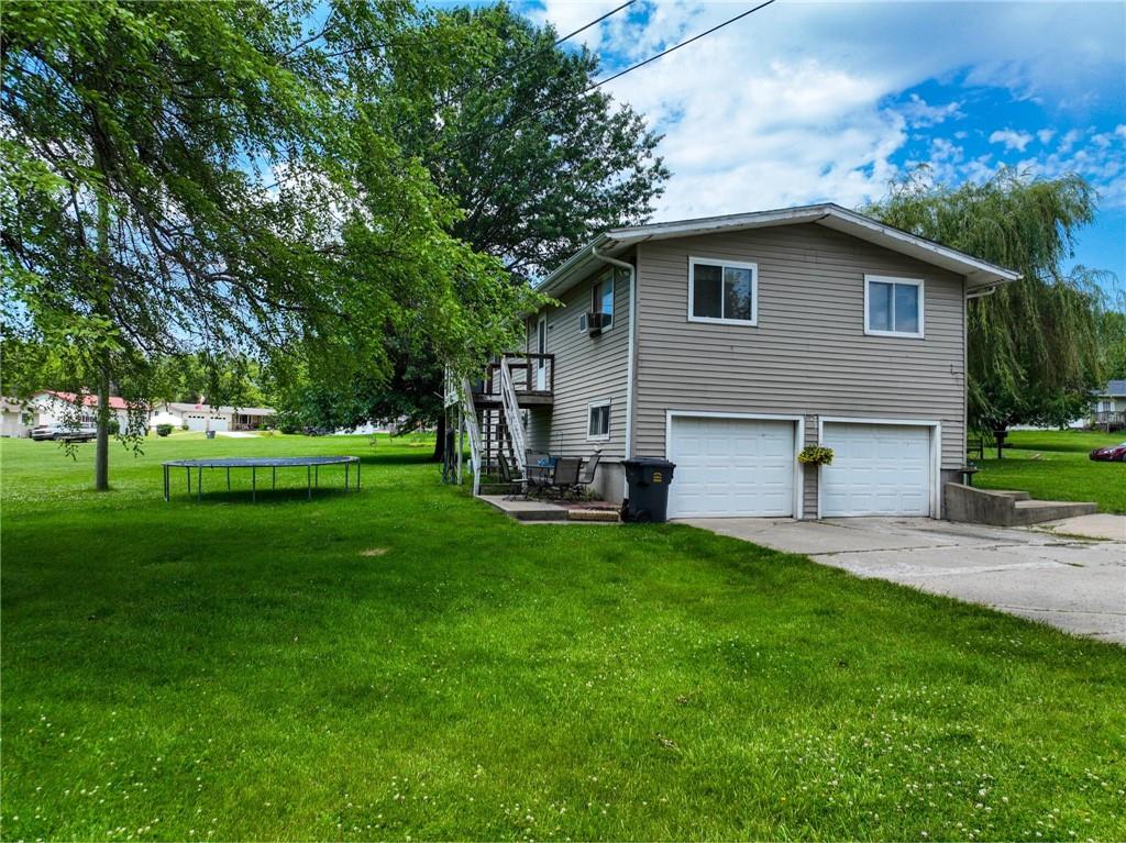 3 Huron Court Property Photo 4
