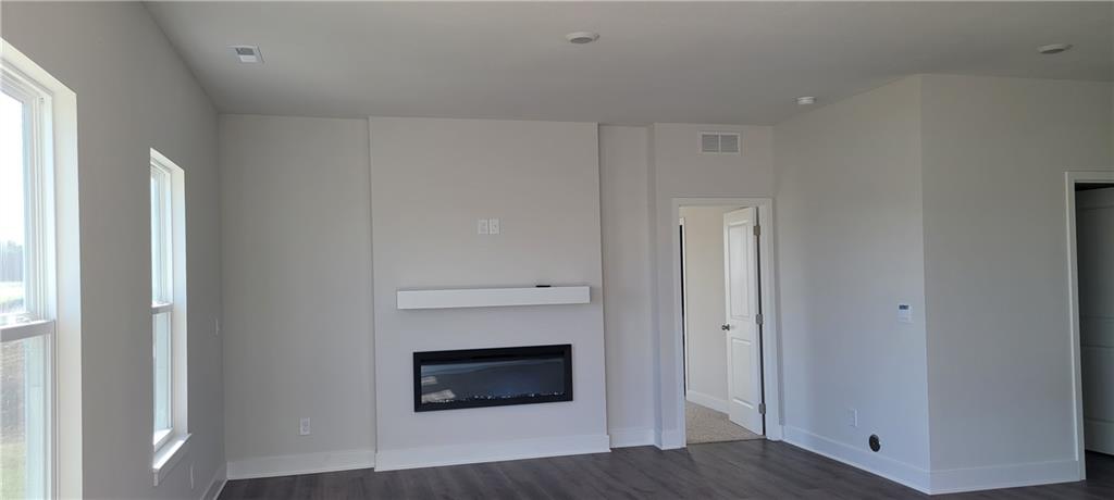 36425 W 102nd Place Property Photo 7