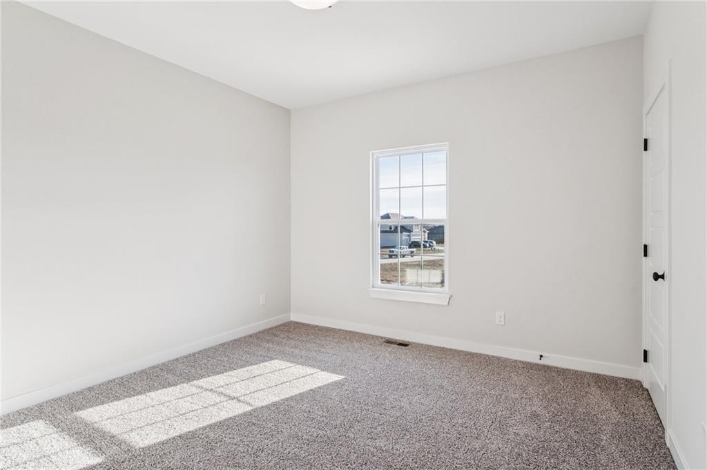 10148 N Brighton Avenue Property Photo 17