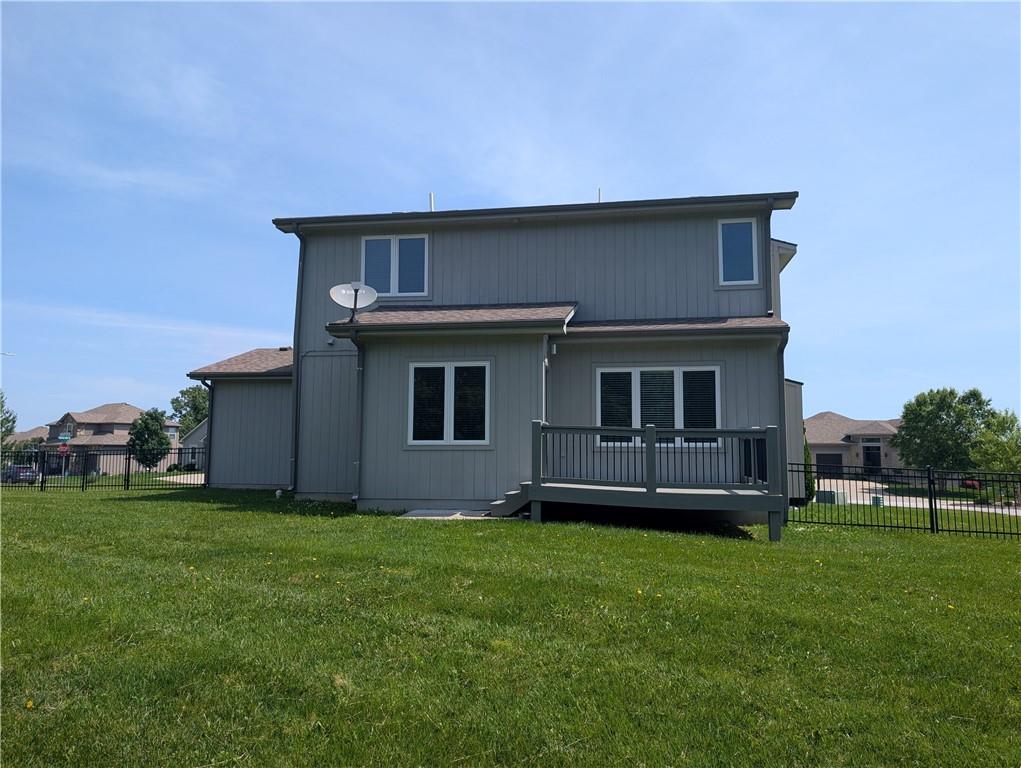 1204 Rich Boulevard Property Photo 2