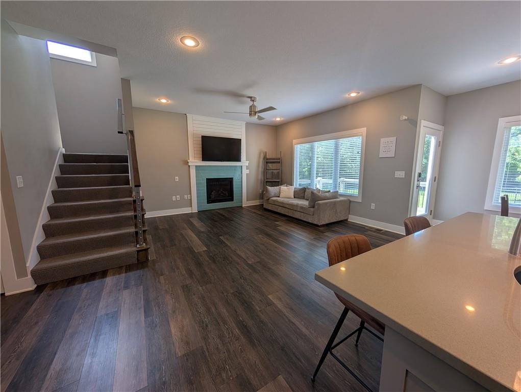 1204 Rich Boulevard Property Photo 8