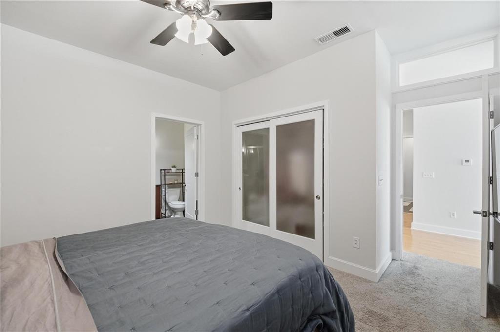 4521 Wornall Road Property Photo 22