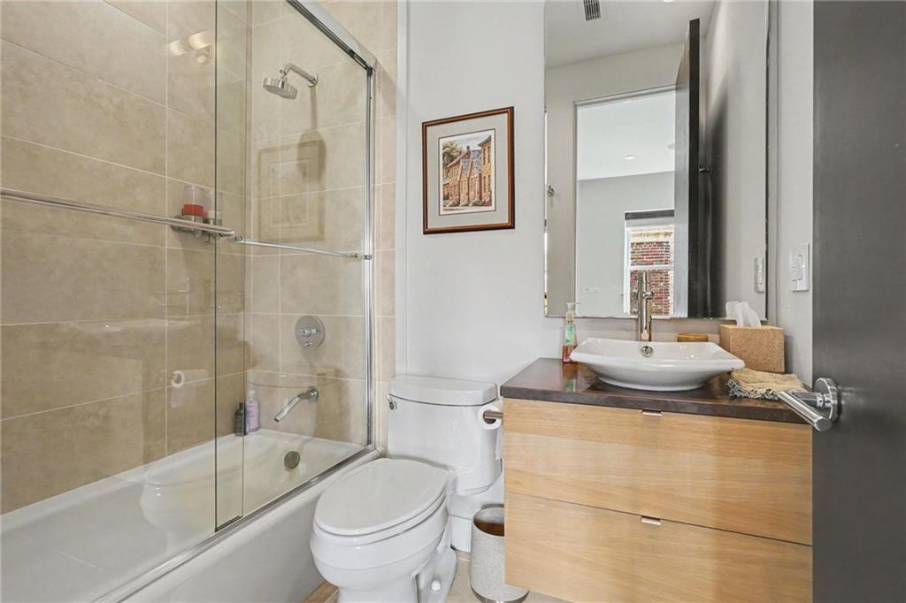 229 Ward Parkway Property Photo 21