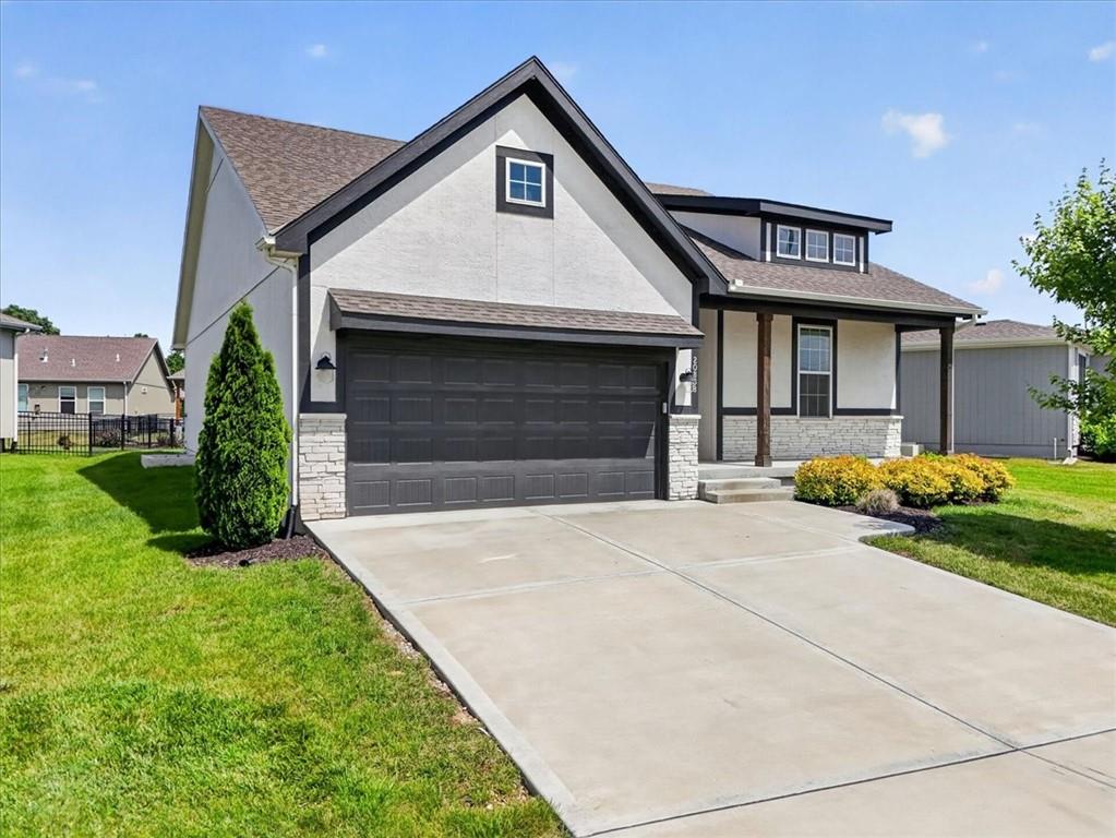 20858 W 190th Place Property Photo 1