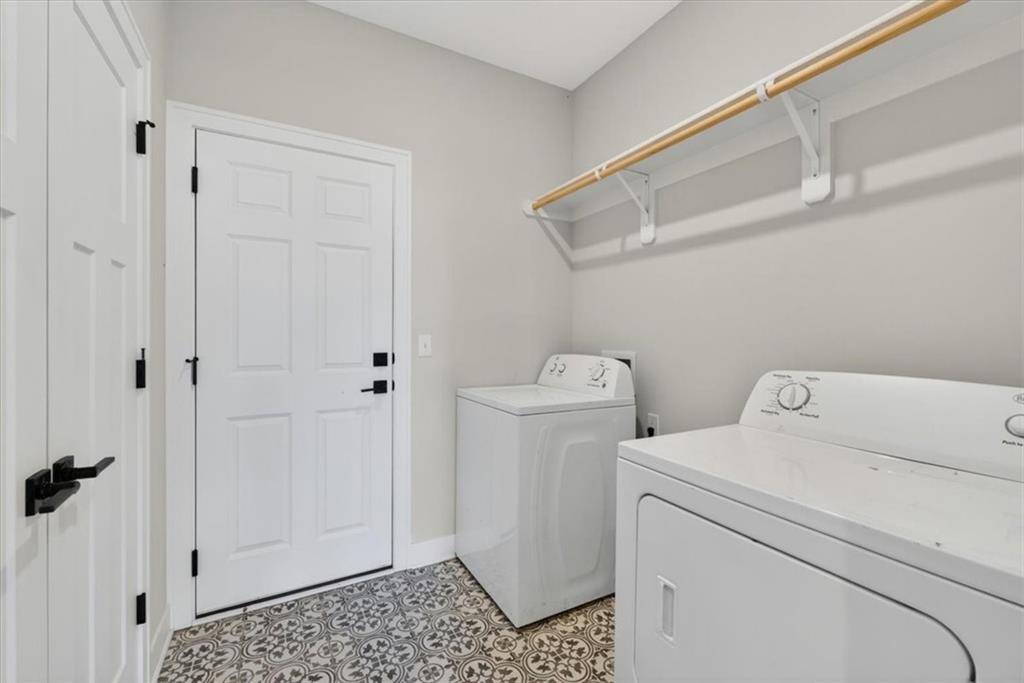 20858 W 190th Place Property Photo 20