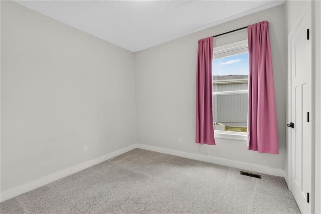 20858 W 190th Place Property Photo 32