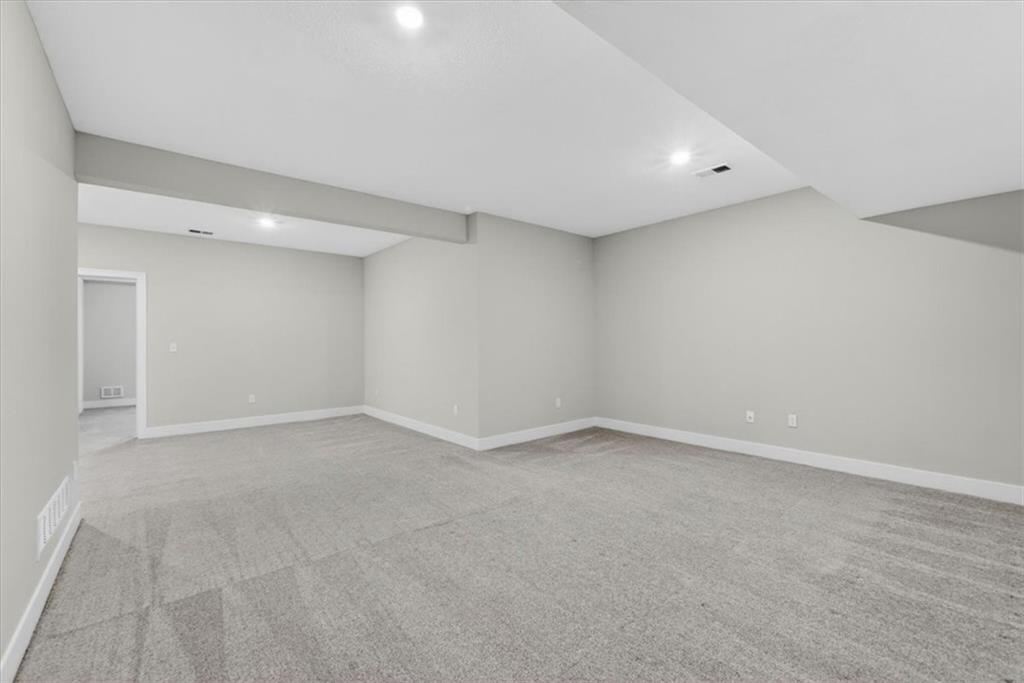 20858 W 190th Place Property Photo 40