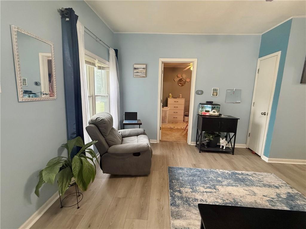 815 Meade Street Property Photo 6