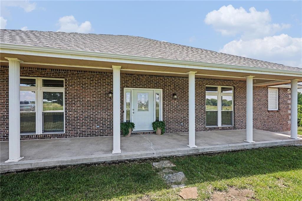31005 Nottingham Lane Property Photo 5
