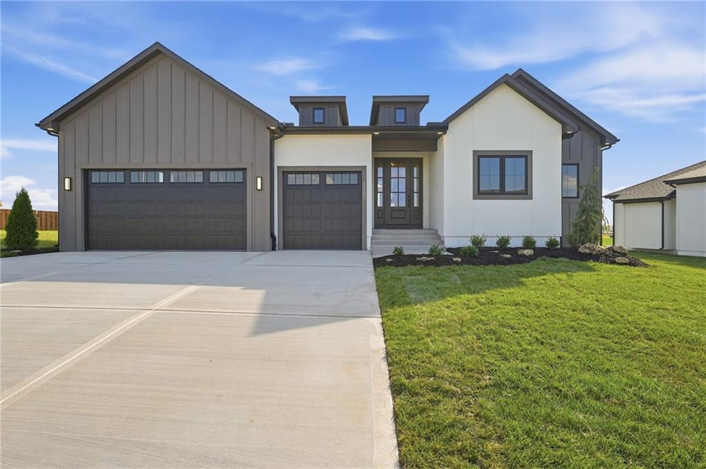 1223 Larkspur Place Property Photo 1