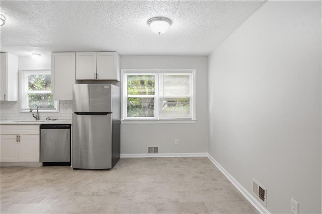 8909 Stark Avenue Property Photo 13