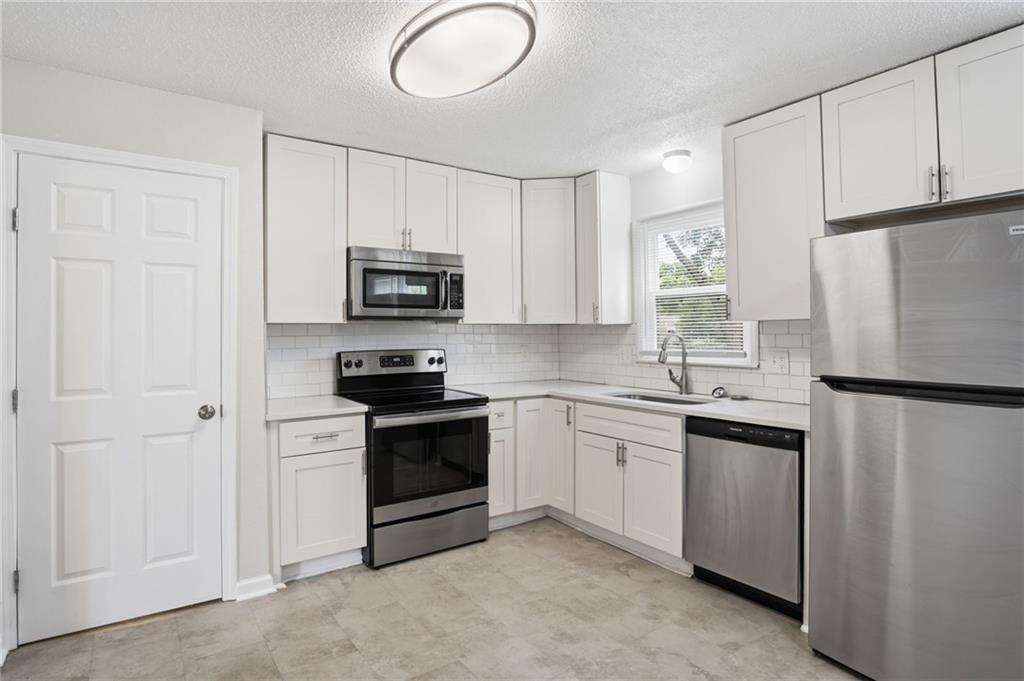 8909 Stark Avenue Property Photo 16