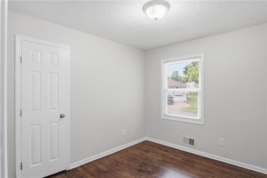8909 Stark Avenue Property Photo 22