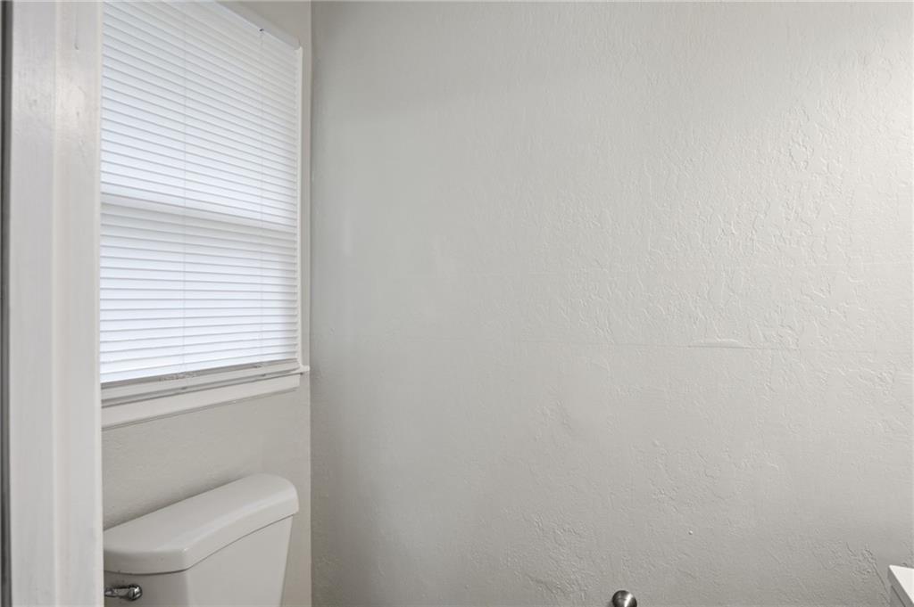 8909 Stark Avenue Property Photo 26