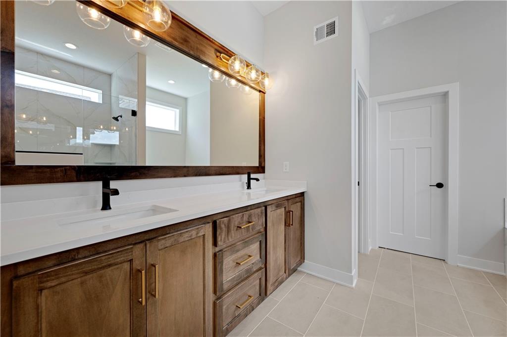 12713 W 174th Street Property Photo 17