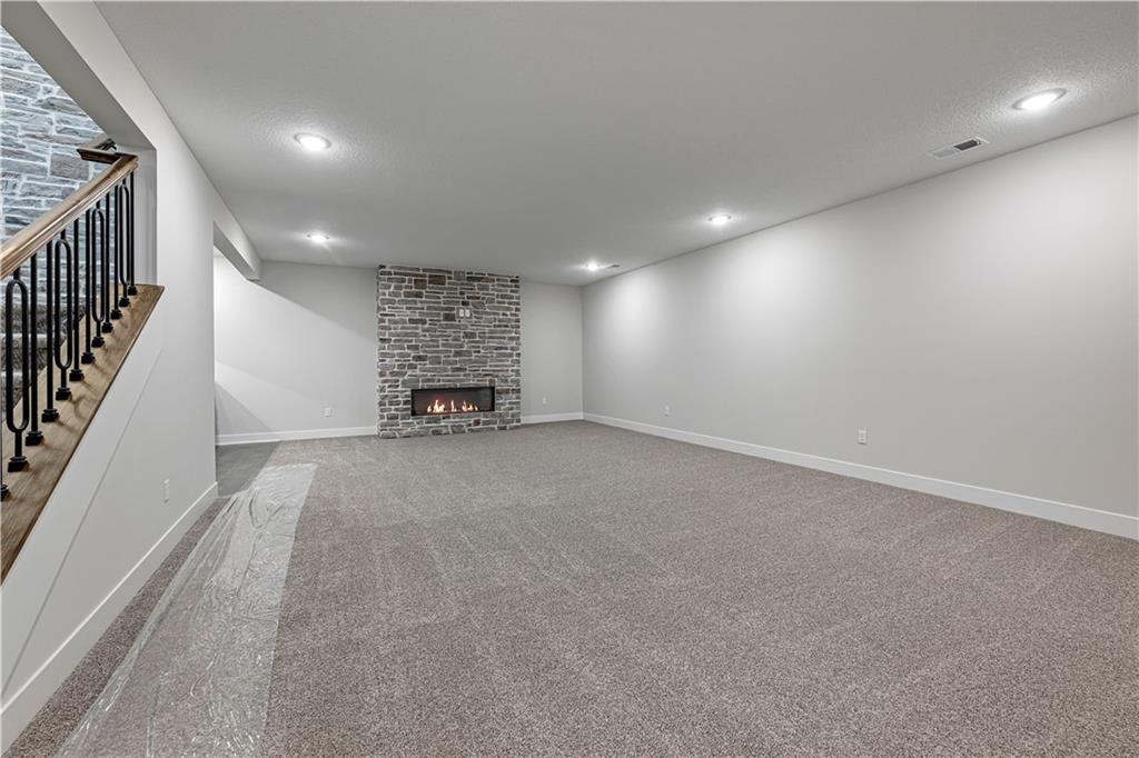 12713 W 174th Street Property Photo 24