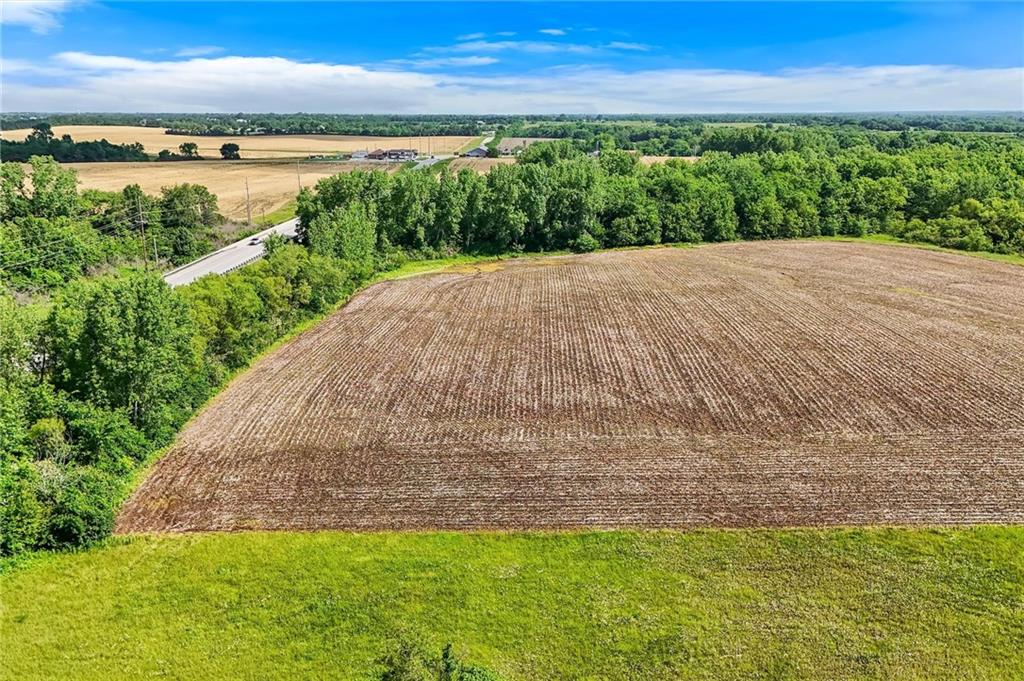 18900 N 69 Highway Property Photo 3