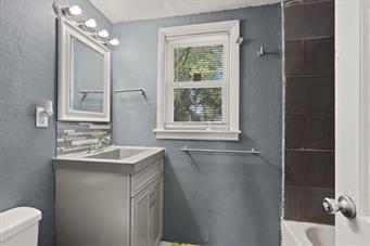 5520 Wabash Avenue Property Photo 13