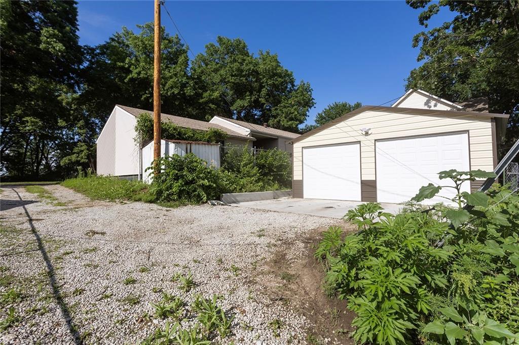 528 N White Avenue Property Photo 39