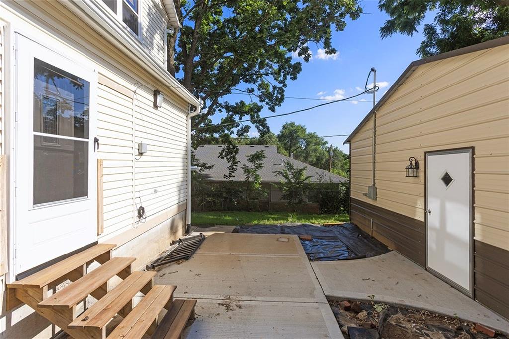 528 N White Avenue Property Photo 41