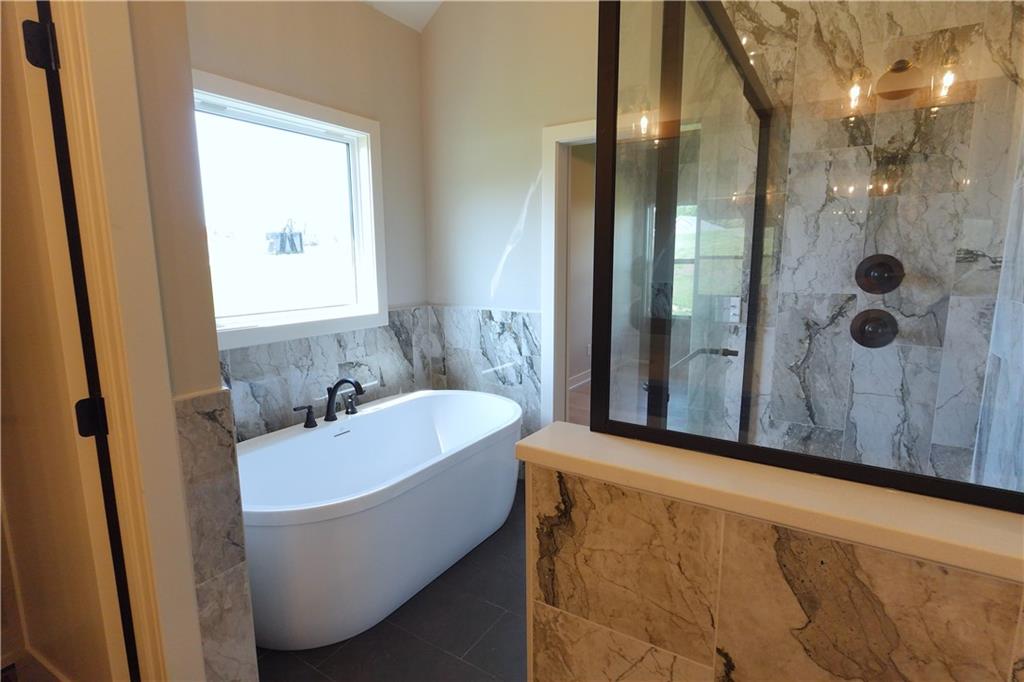12720 Nw Larkspur Lane Property Photo 18