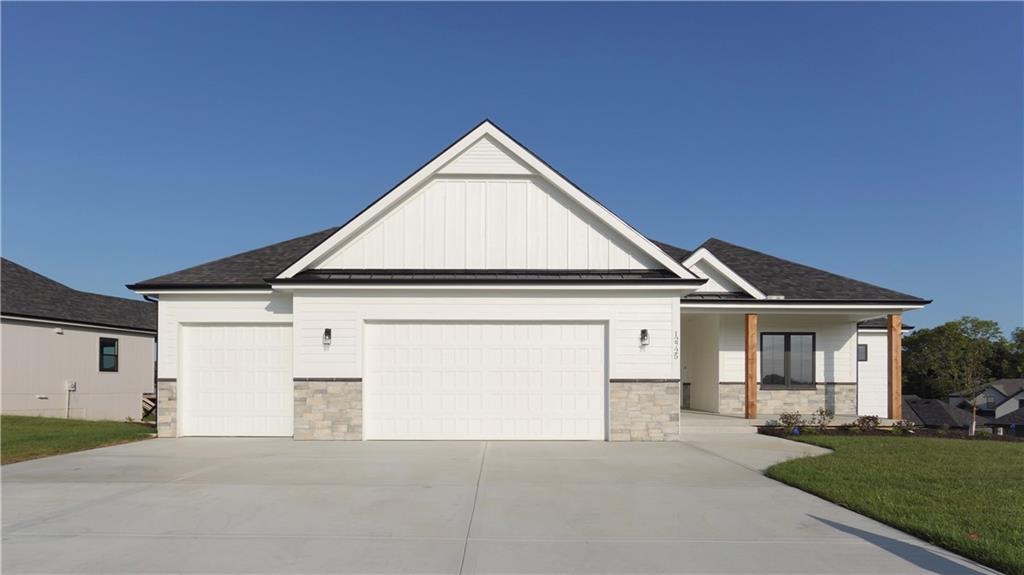 12725 N Champanel Way Property Photo 1