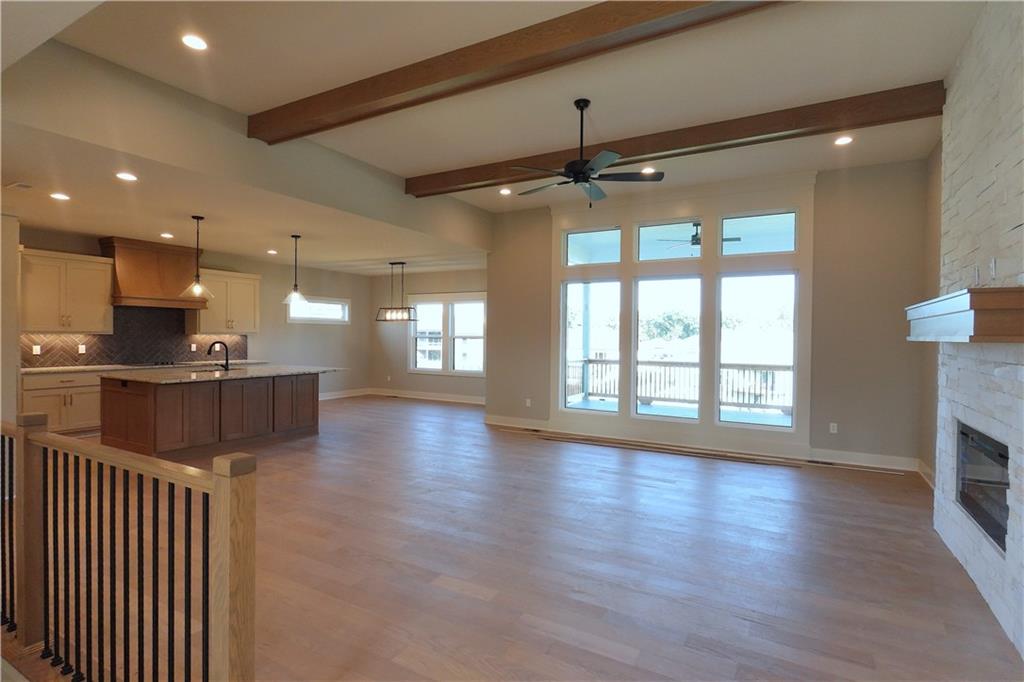 12725 N Champanel Way Property Photo 2