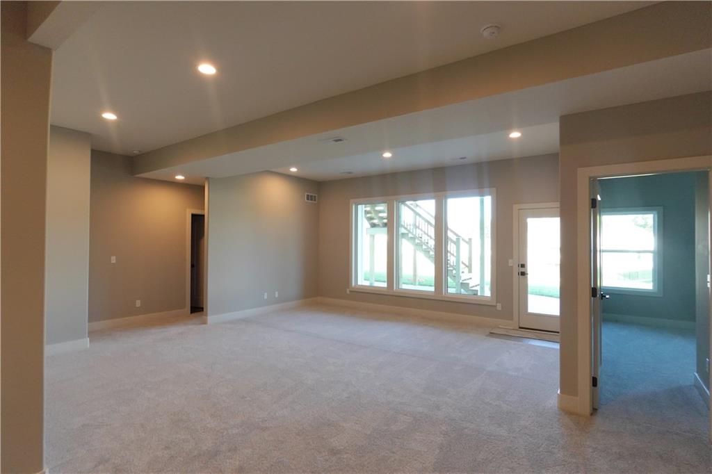 12725 N Champanel Way Property Photo 17