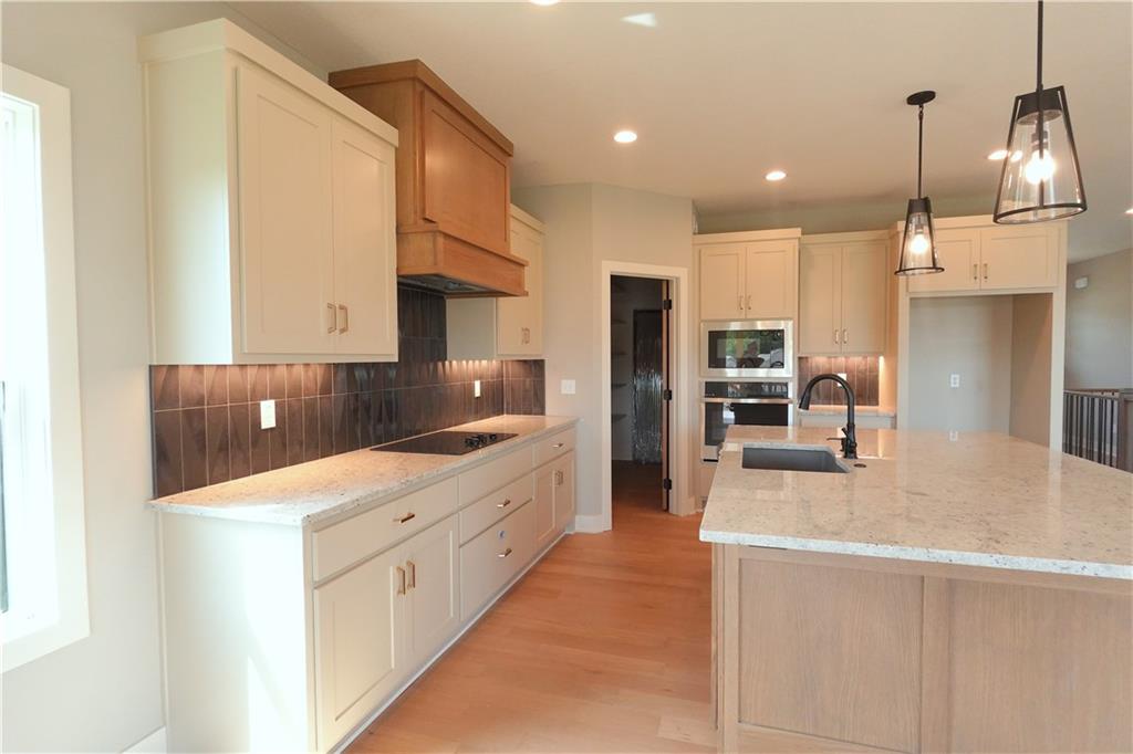12735 N Champanel Way Property Photo 7