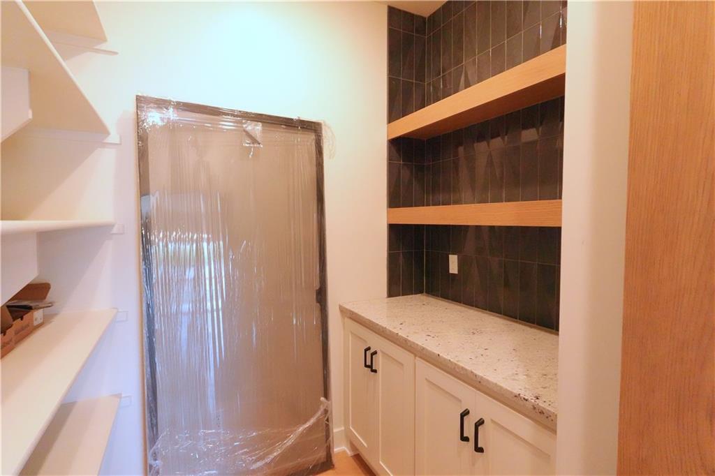 12735 N Champanel Way Property Photo 8