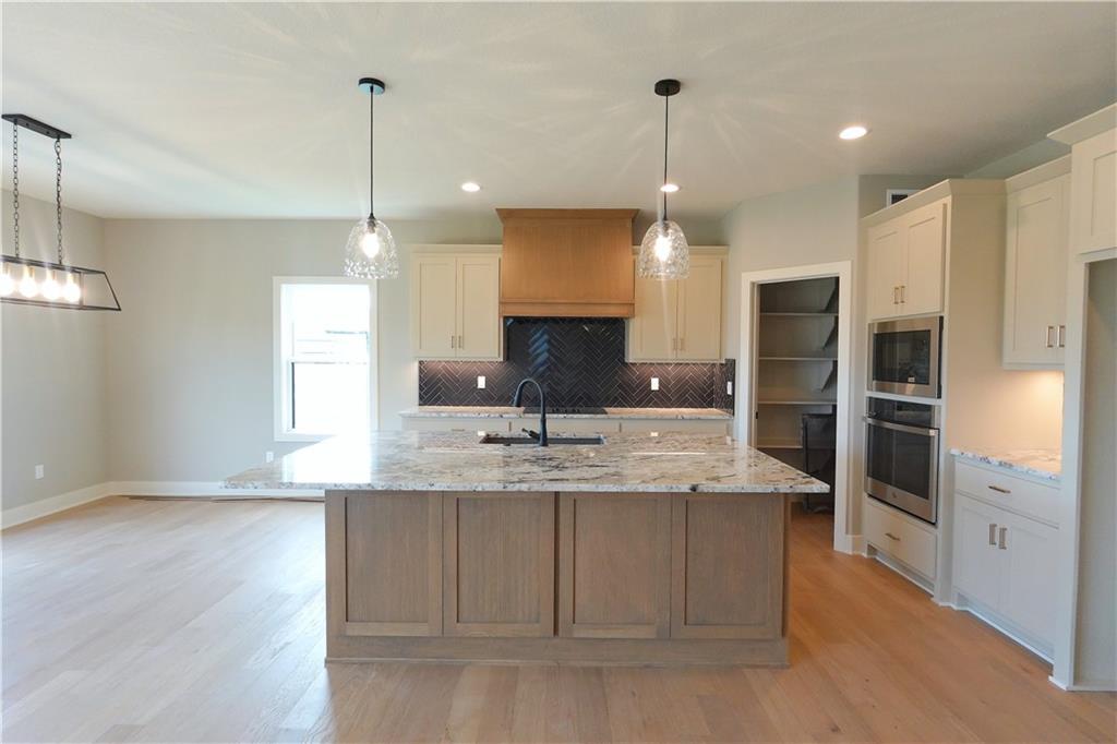 12745 N Champanel Way Property Photo 3