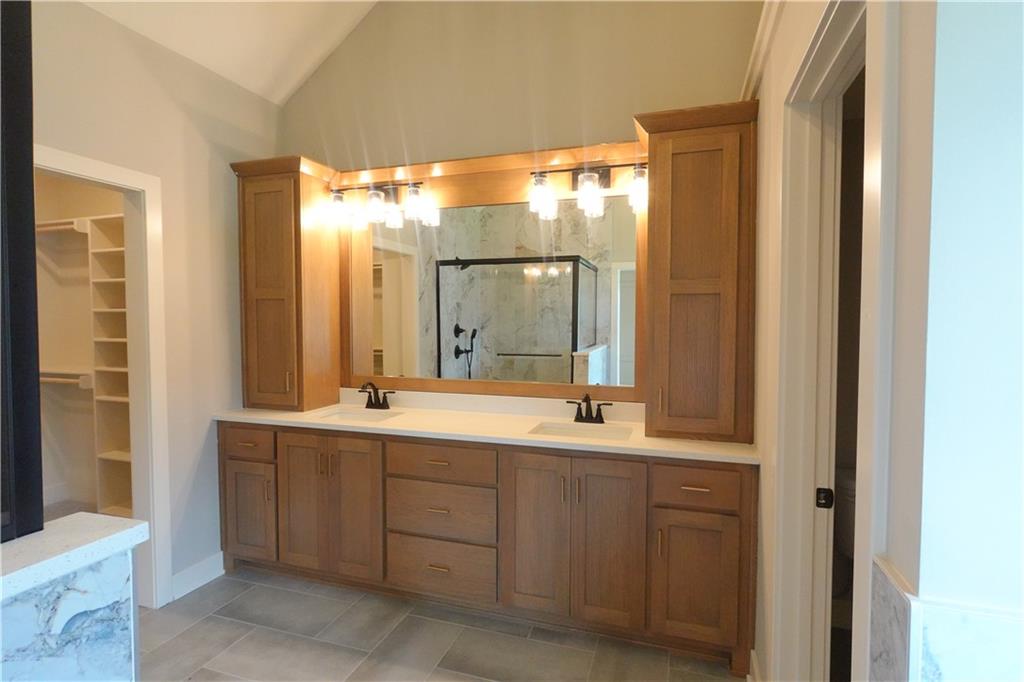 12745 N Champanel Way Property Photo 14