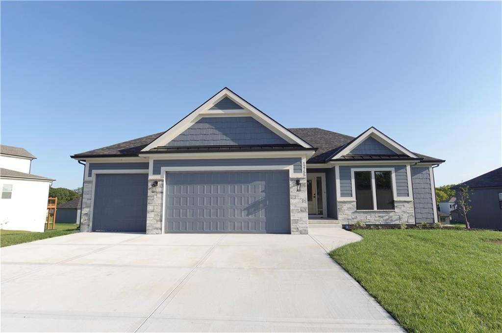 12755 N Champanel Way Property Photo 1