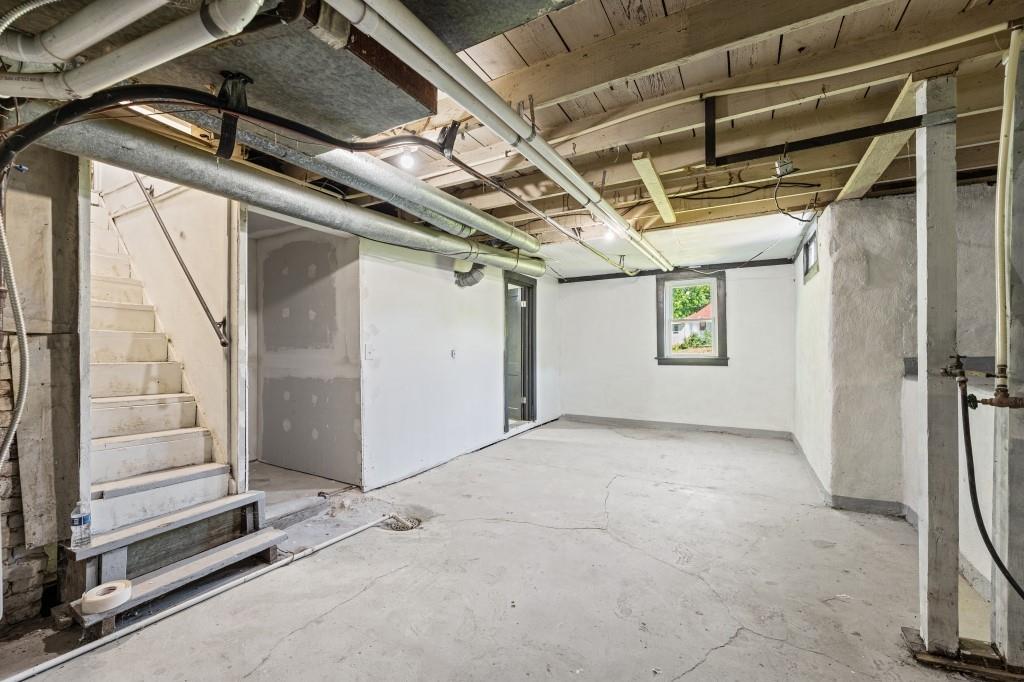 2918 Parkwood Boulevard Property Photo 14