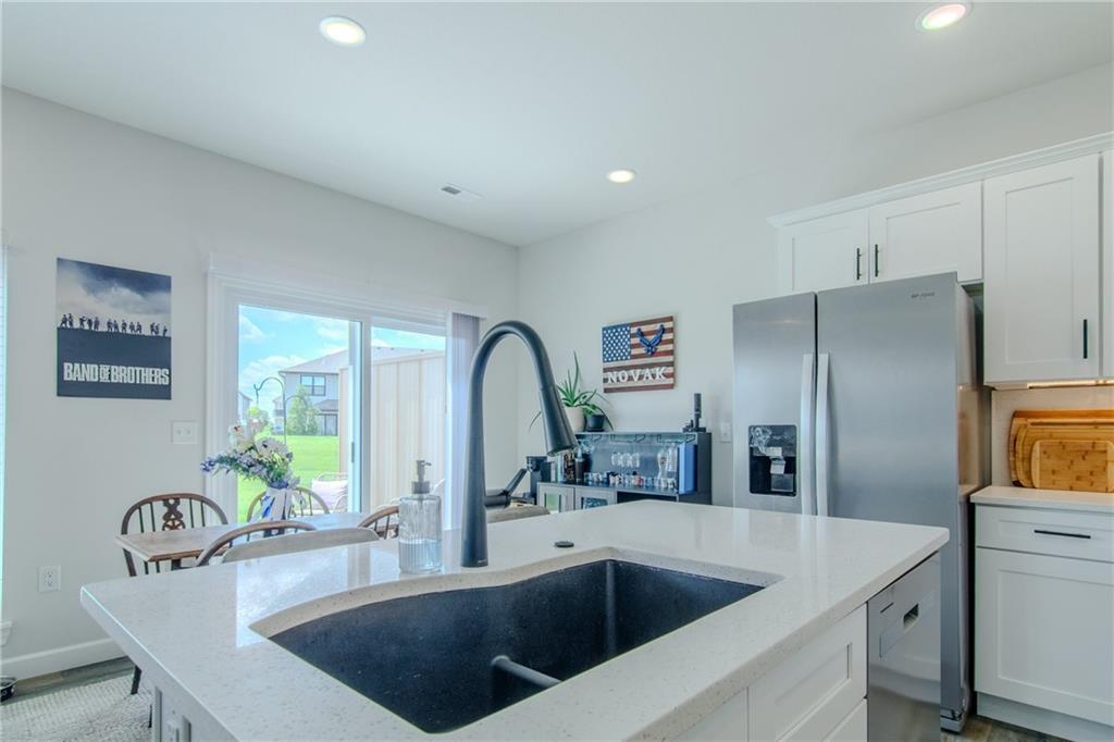 82 A Se 361 Road Property Photo 6