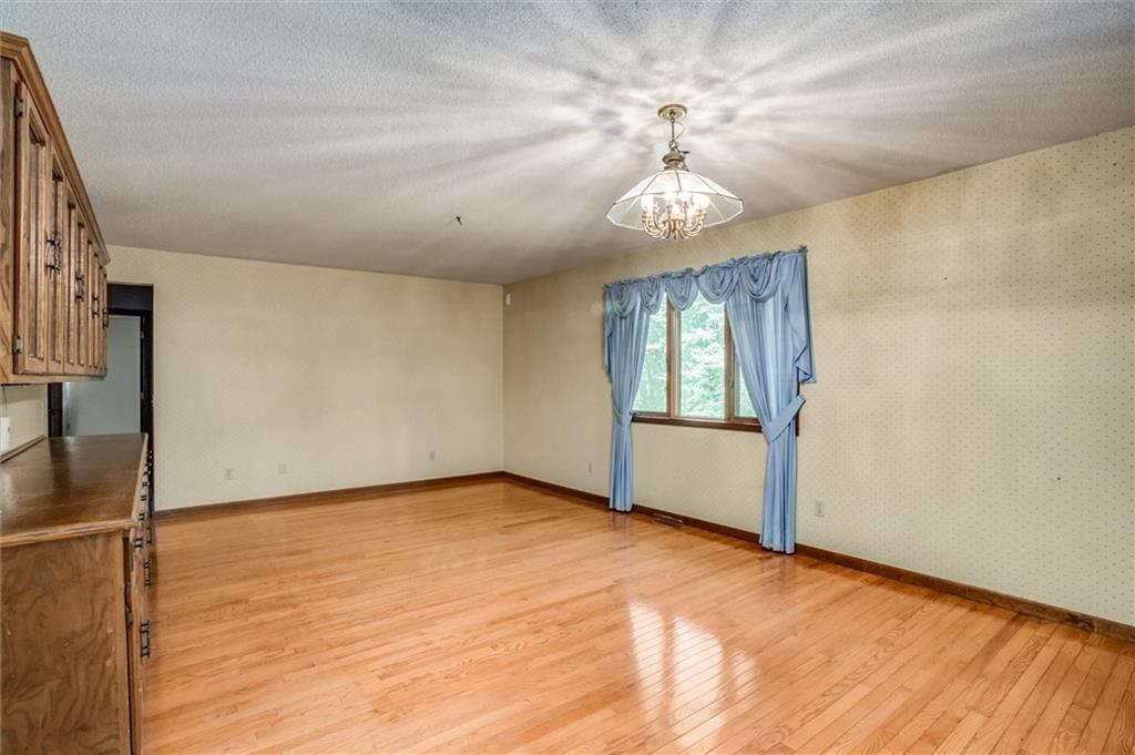17601 River Drive Property Photo 13
