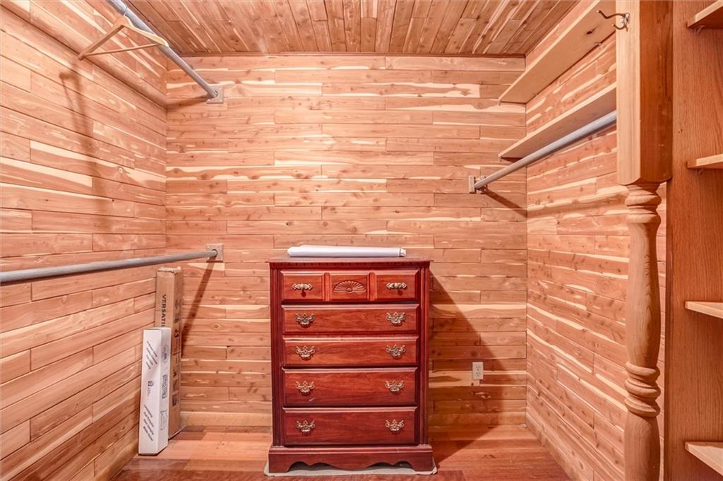 17601 River Drive Property Photo 20