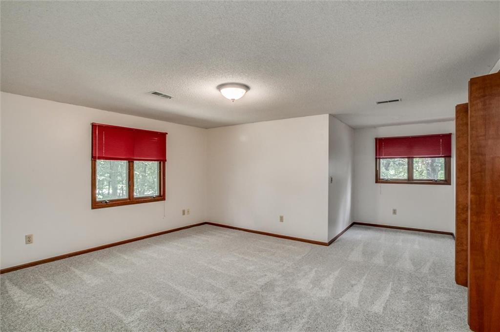 17601 River Drive Property Photo 27