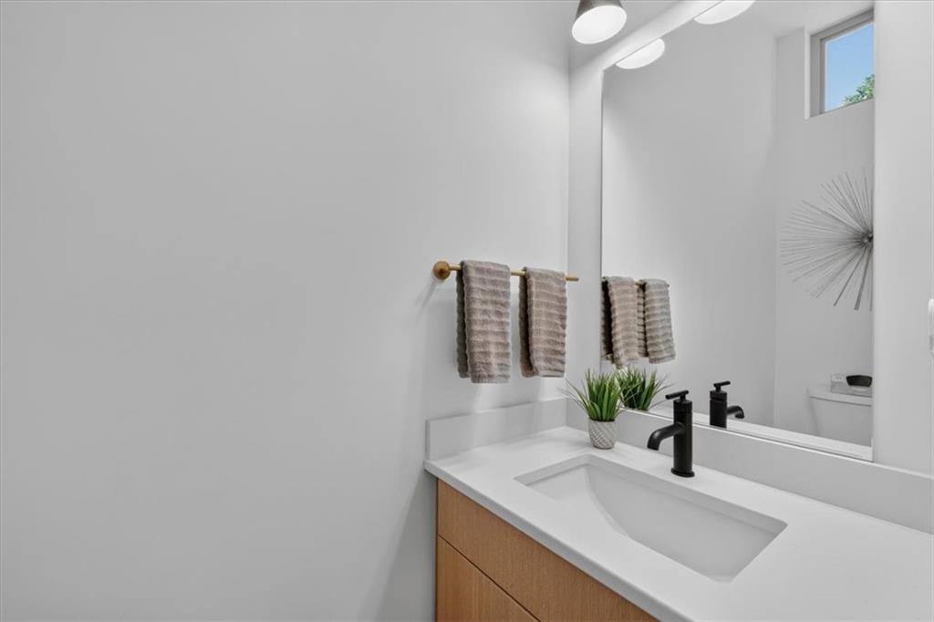 10600 Chateau Lane Property Photo 41