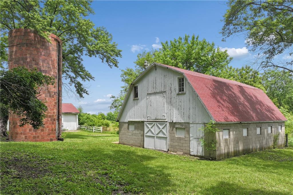 19411 S Ridgeview Road Property Photo 19