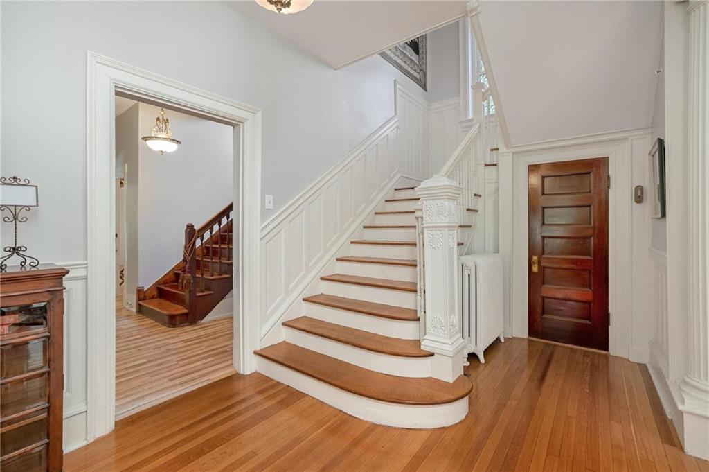 1 Hawthorne Place Property Photo 10