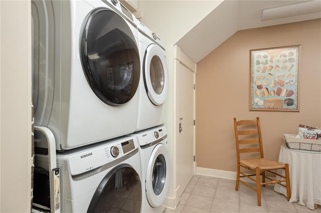 1 Hawthorne Place Property Photo 19