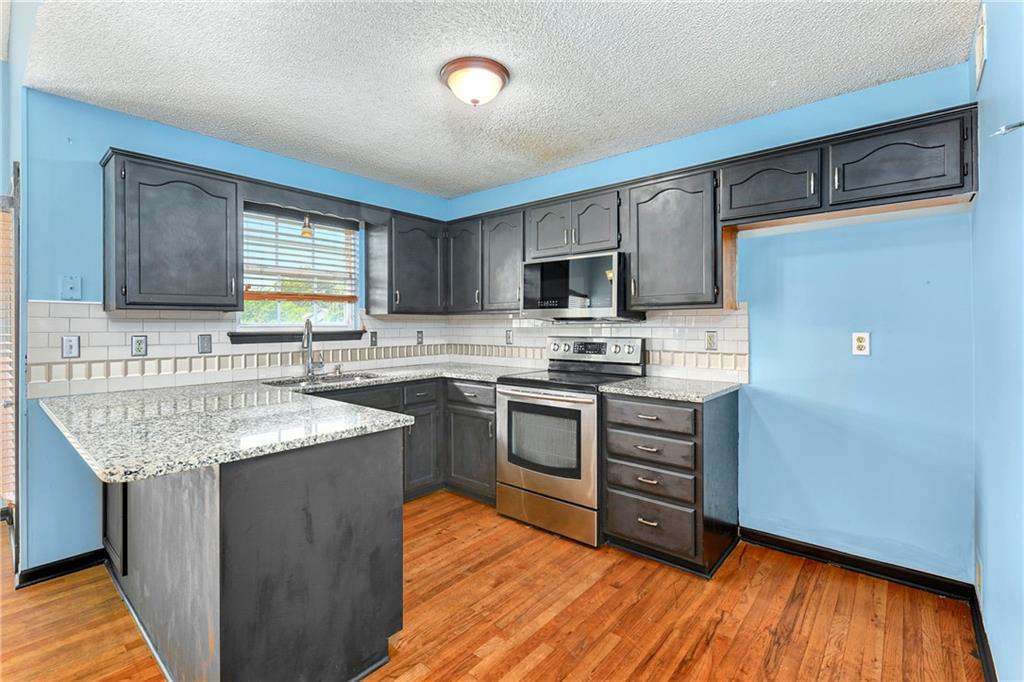 644 Se Jonathon Avenue Property Photo 13