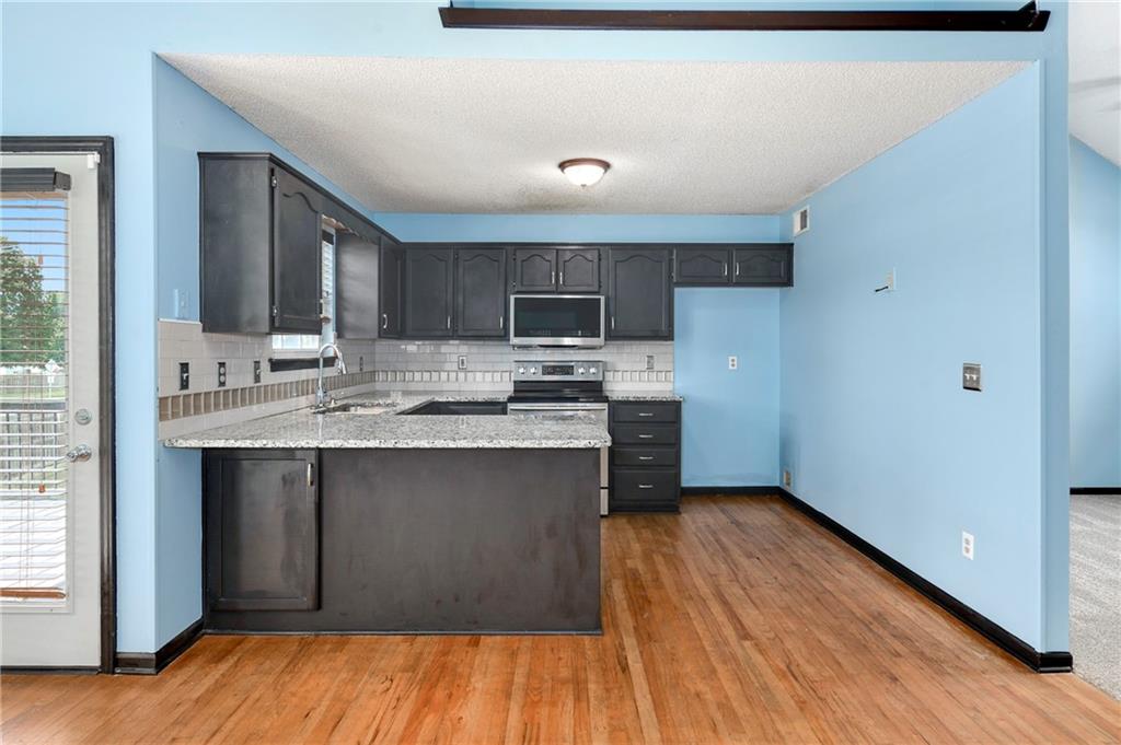 644 Se Jonathon Avenue Property Photo 14