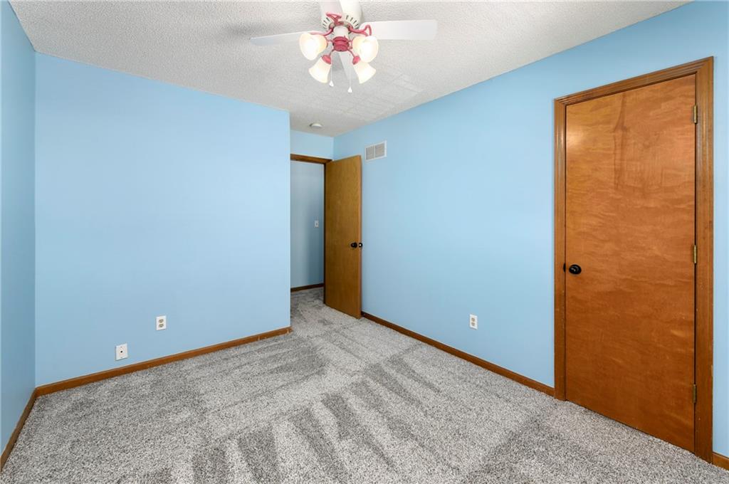644 Se Jonathon Avenue Property Photo 29