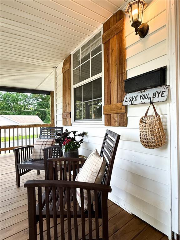 526 S West Street Property Photo 2