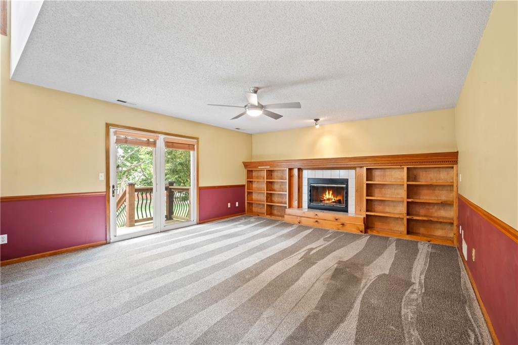 3329 Gateway Drive Property Photo 17