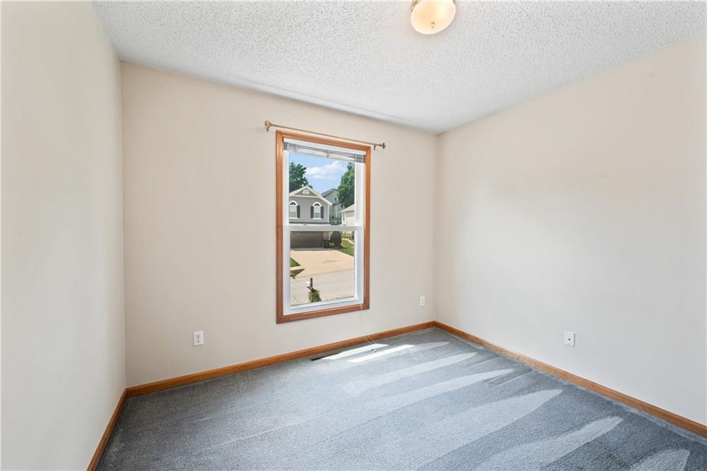 3329 Gateway Drive Property Photo 27