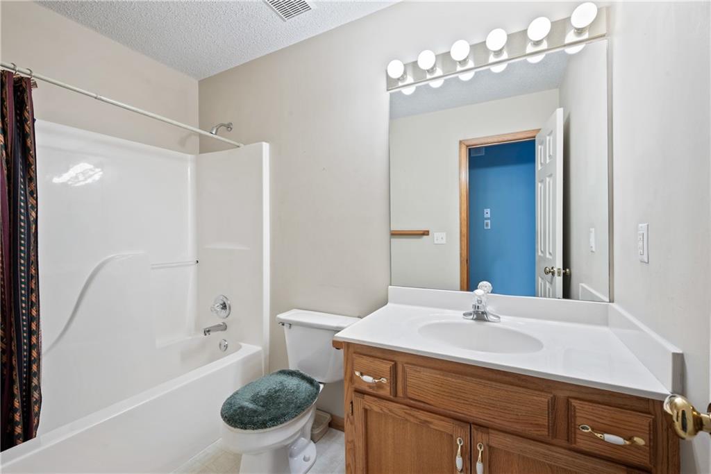 3329 Gateway Drive Property Photo 28